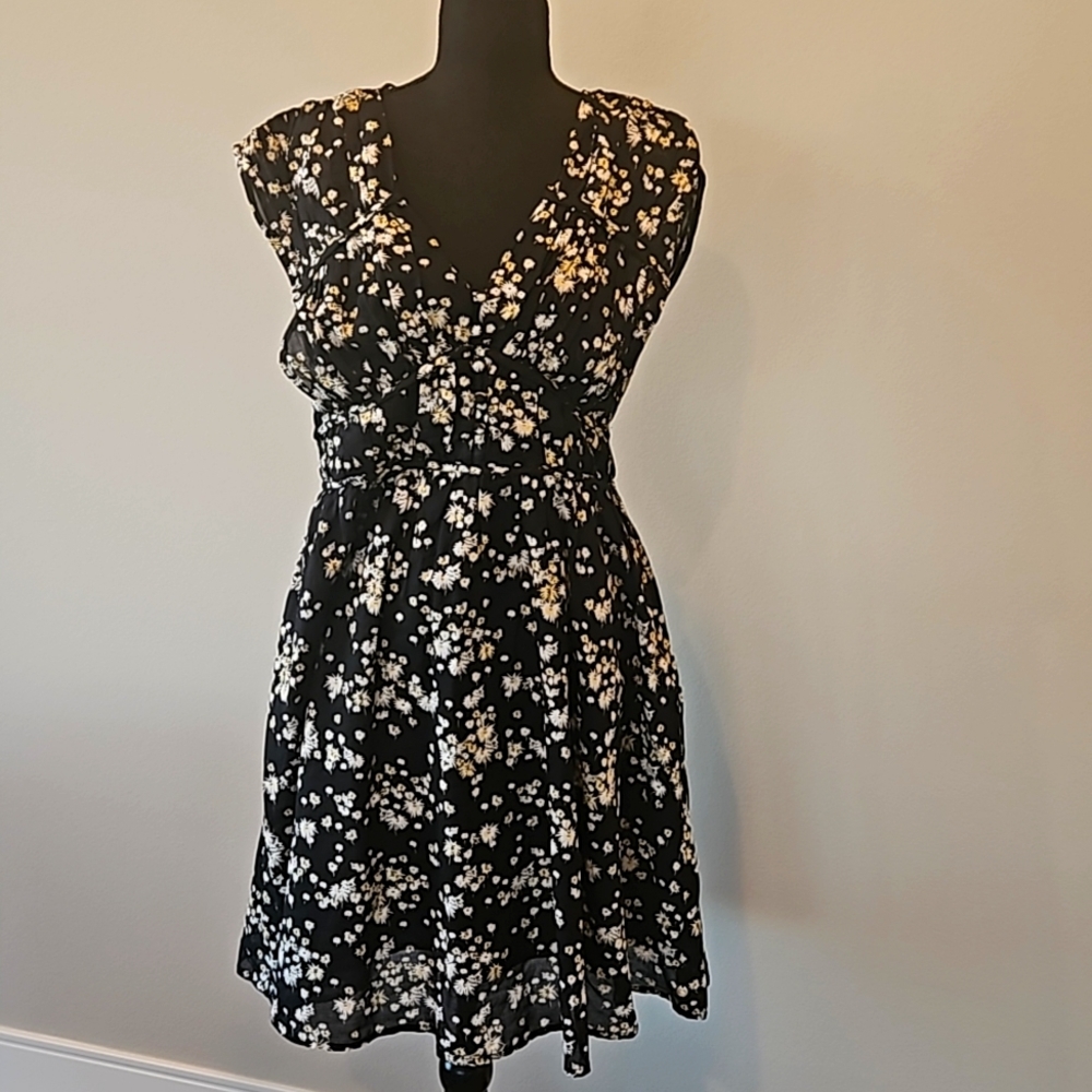 Scotch & Soda Black and White Floral Midi Dress